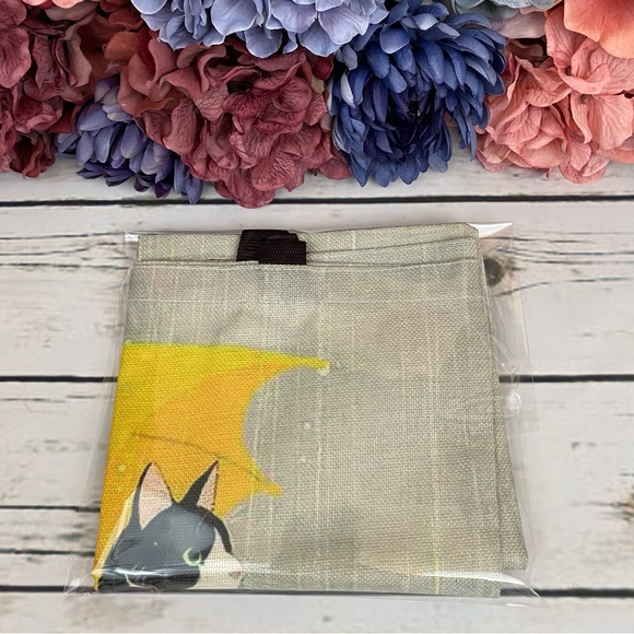 Eco-Friendly Black Cat with Yellow Umbrella Folding Tote Bag - Picture 11 of 12